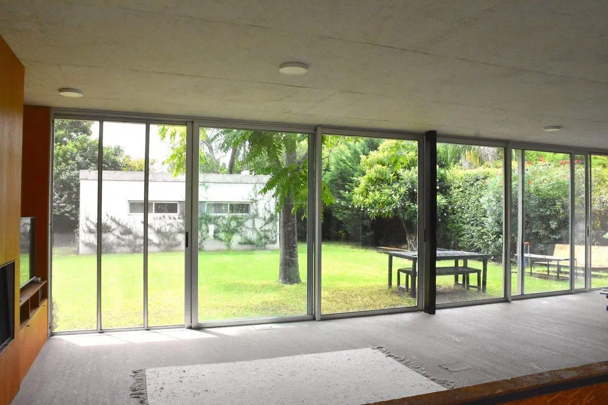Venta casa diseño en barrio cerrado Las Magnolias 5