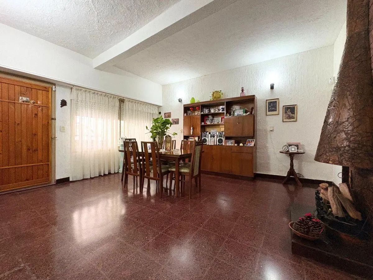 CASA MULTIFAMILIAR EN VENTA EN LOMAS DEL MIRADOR 5