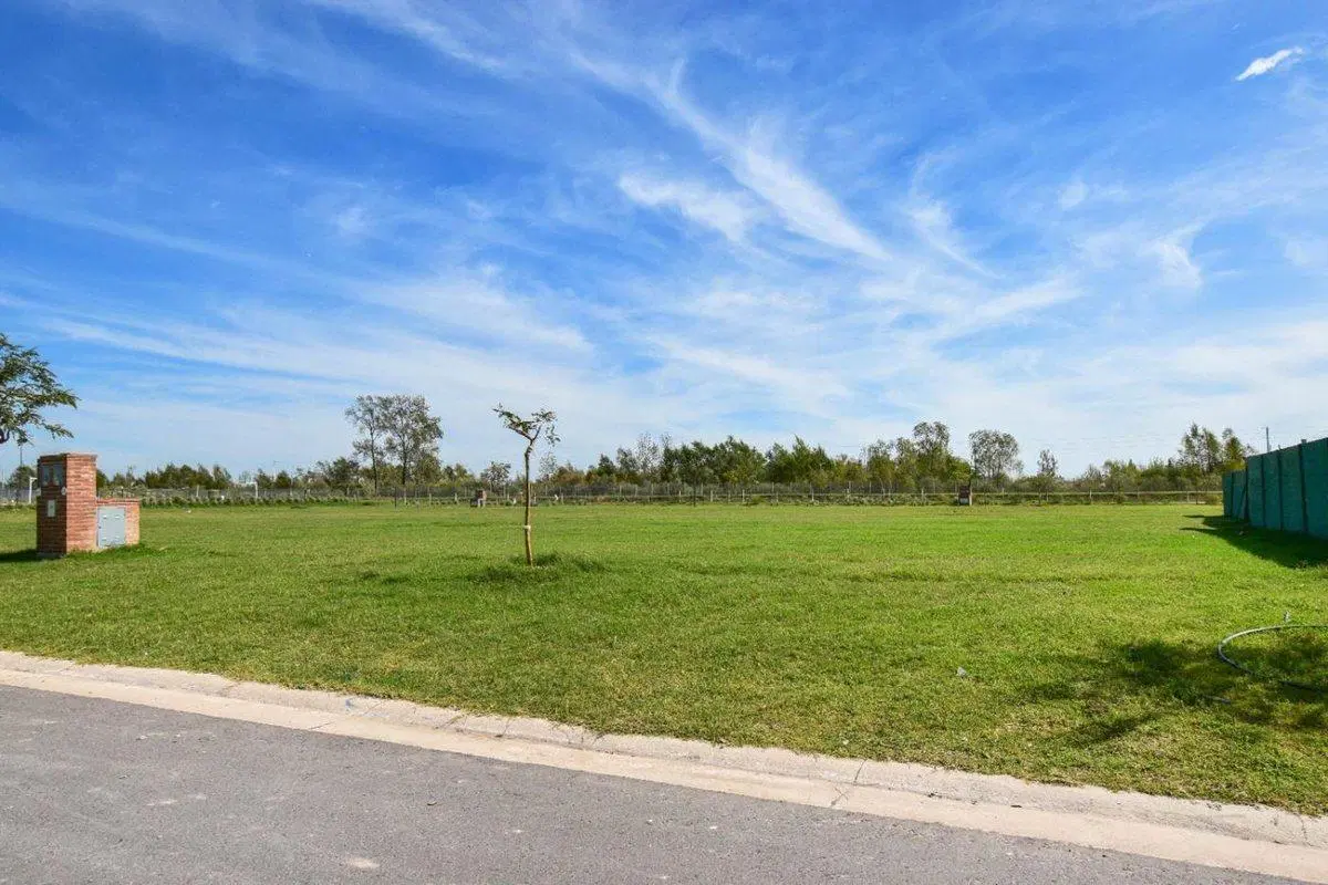 Lote en Venta en Puerto del Lago, Amarras, Escobar 2