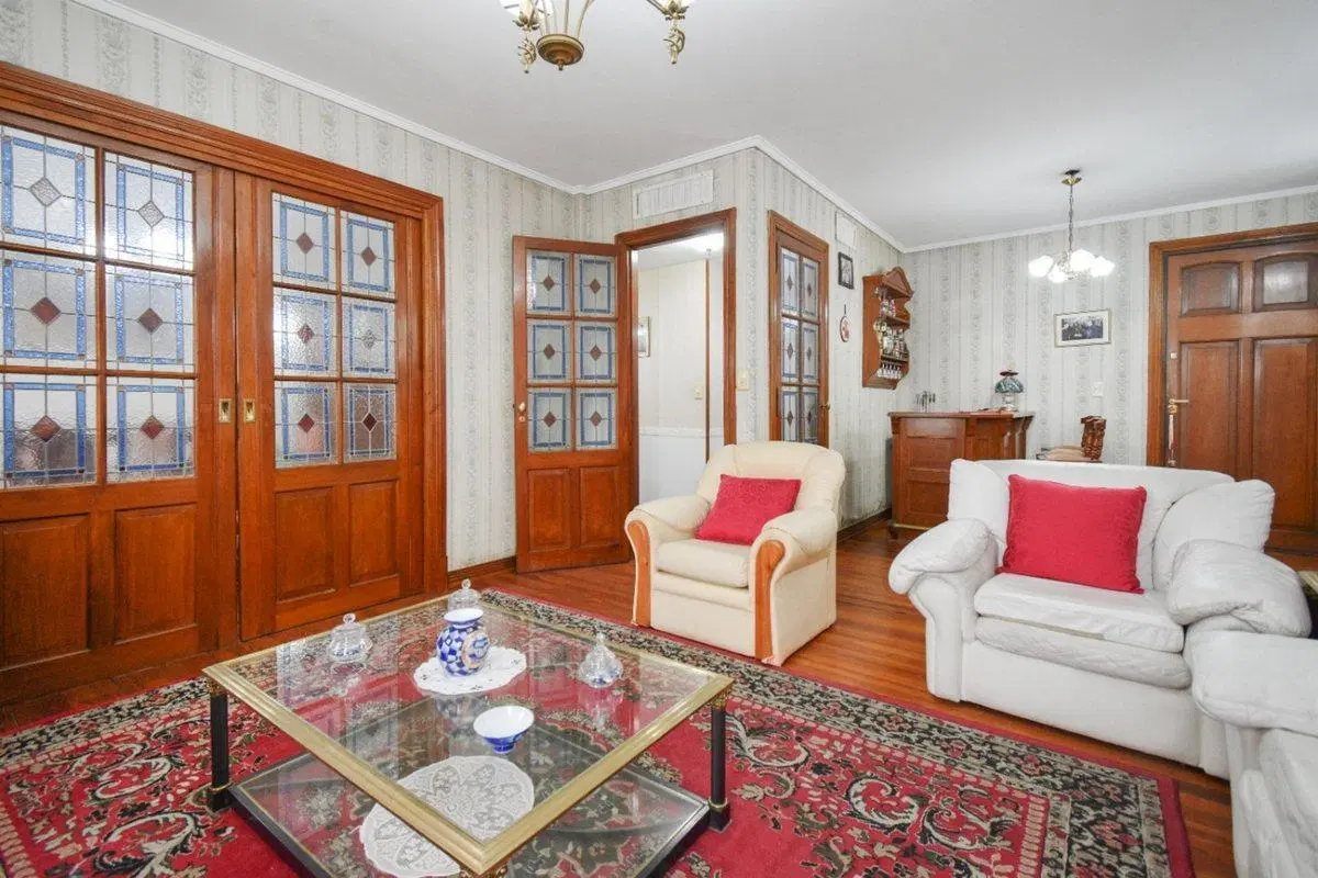 Venta DPTO Semipiso 6 ambientes en Monserrat 3