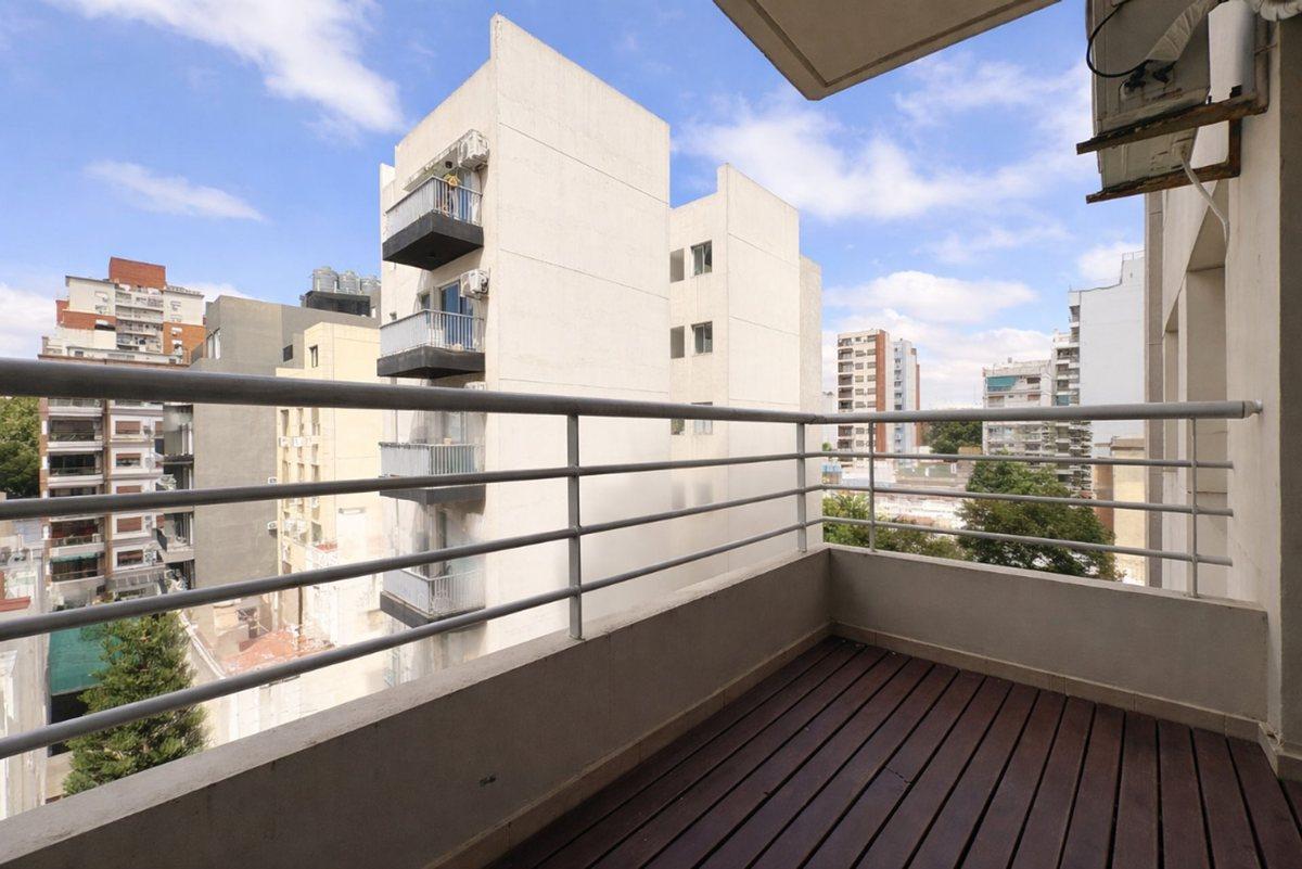 Foto de DPTO 3 AMB EN VENTA EN FLORES - BALCON Y AMENITIES, imagen 3