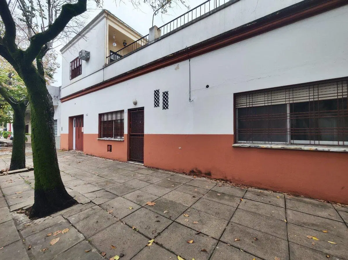 Venta Casa C/local- 4 ambientes en San Martin 3