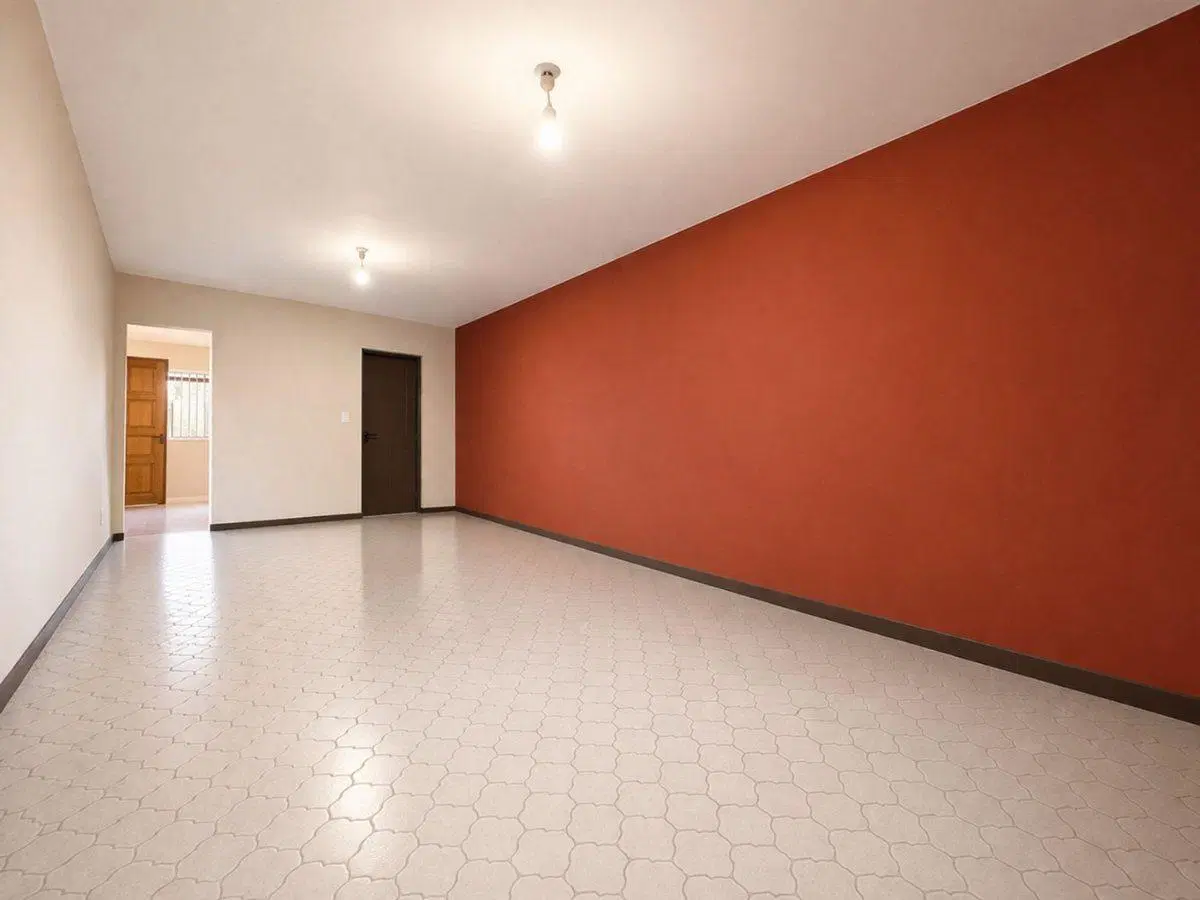 Casa 3 amb + 2 departamentos 3 amb en venta TESEI 4