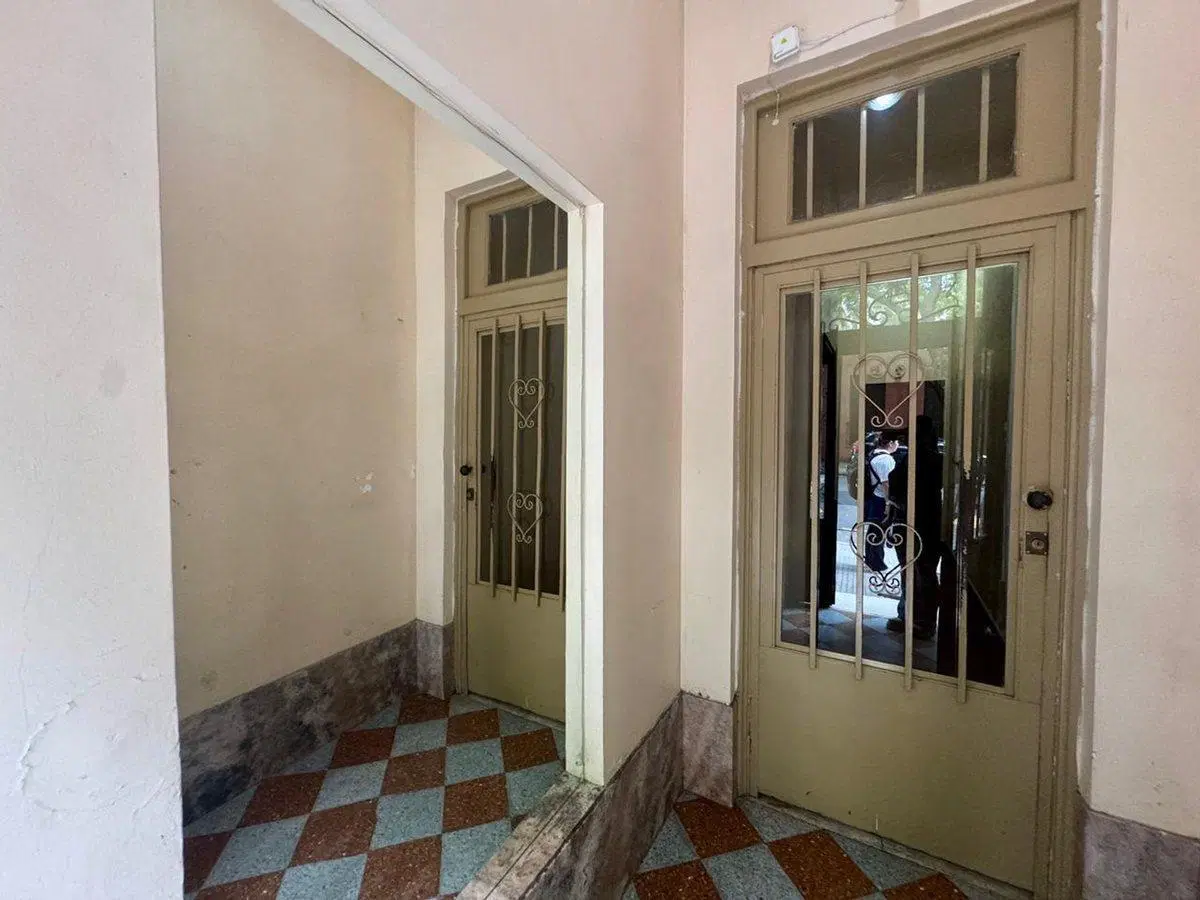Venta Monoambiente con división en Parque Lezama 2