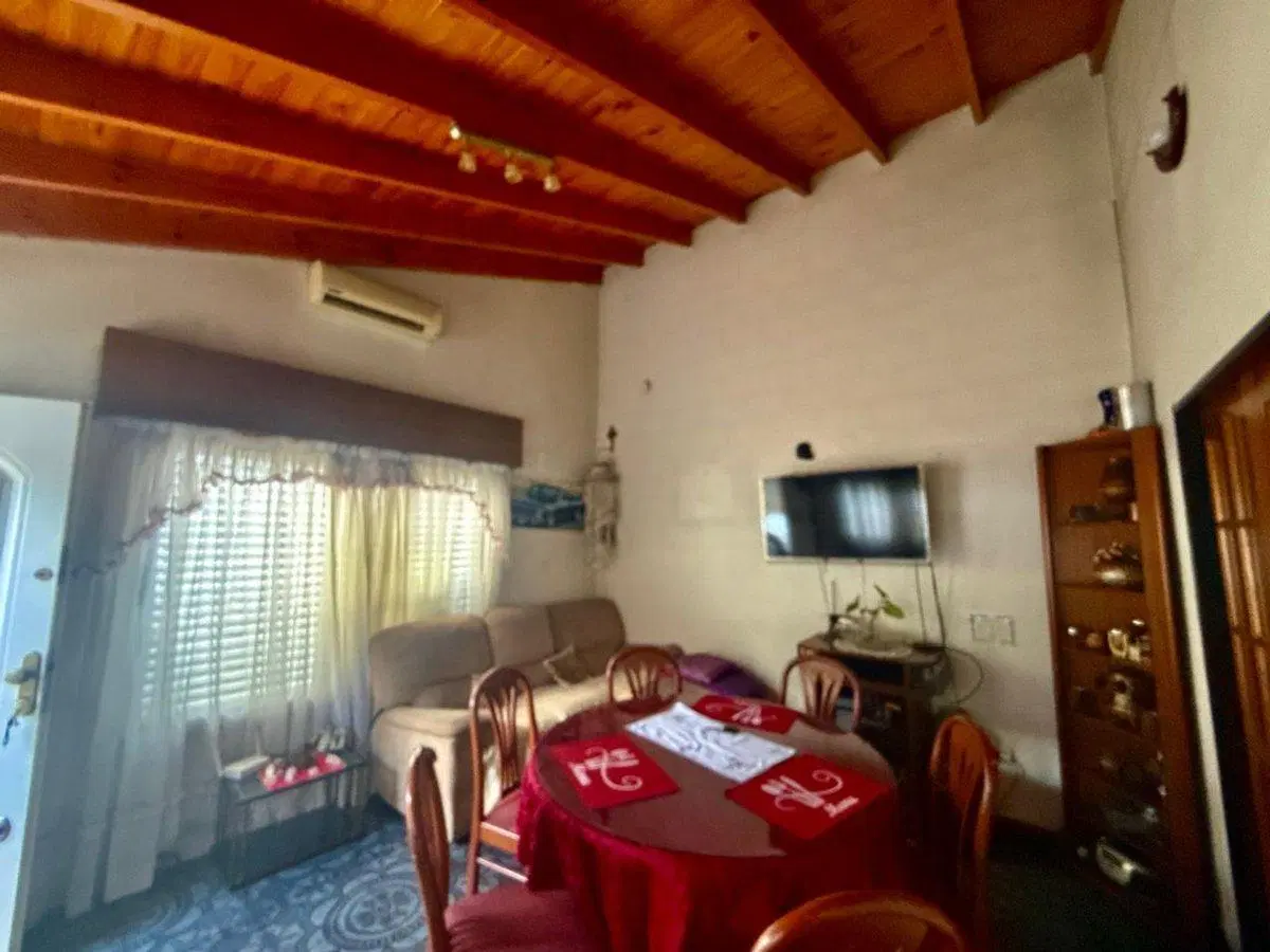 Casa en venta 3 ambientes Billinghurst 5