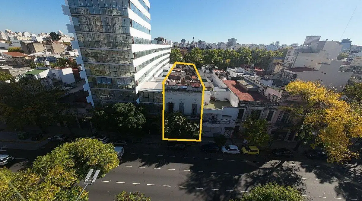LOTE AV. INDEPENDENCIA 2900 - 323m² - GRAN FOT 4