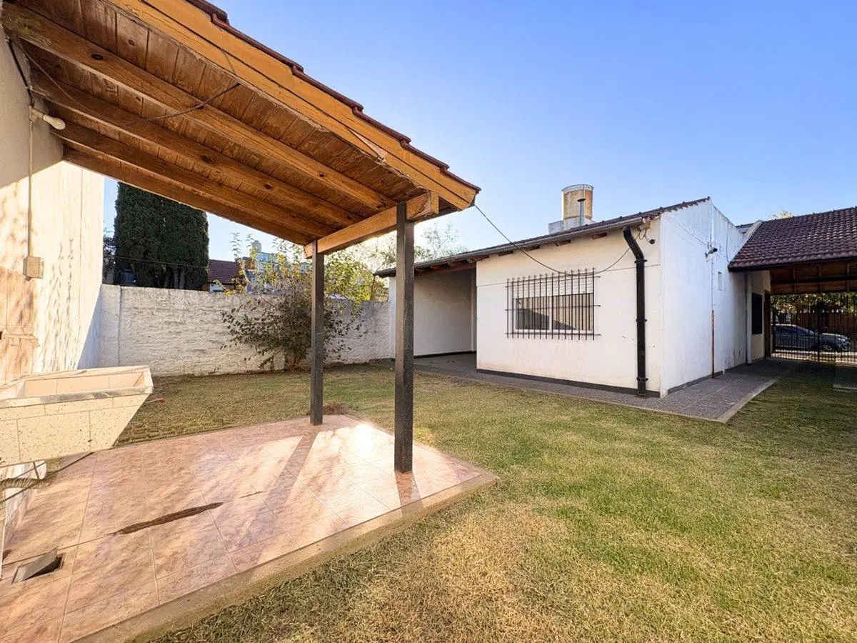 Casa 3 Ambientes Venta Hurlingham Financia Permuta 5