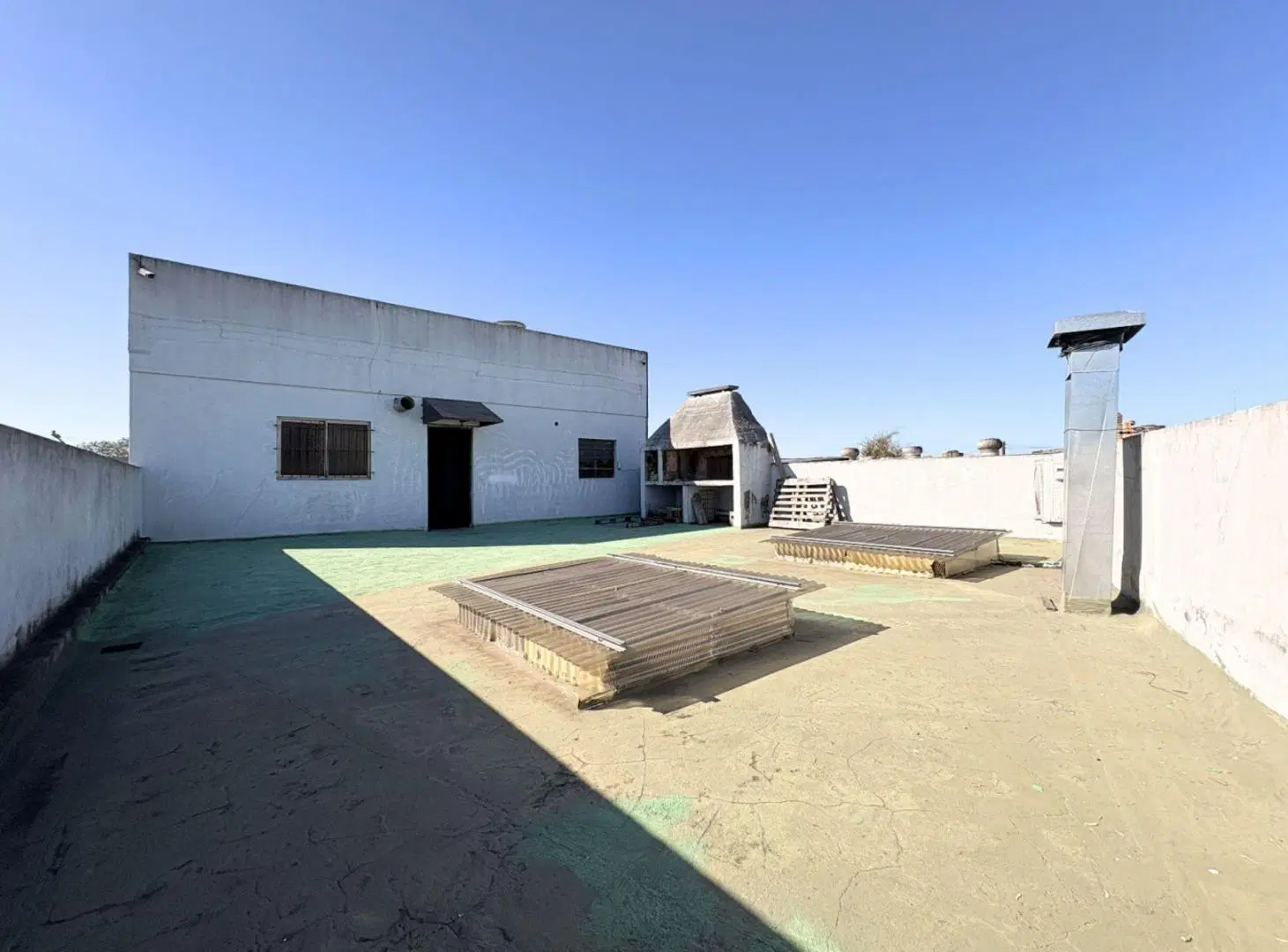 Venta Excelente Galpón en Villa Martelli 5
