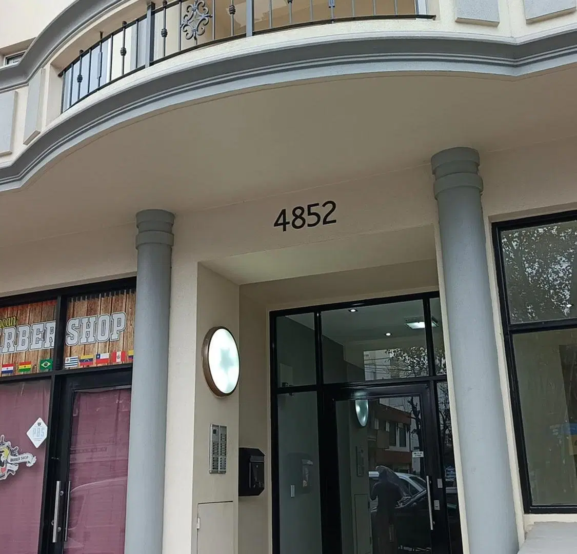 DEPARTAMENTO 3 AMB A LA VENTA EN CASEROS! 2
