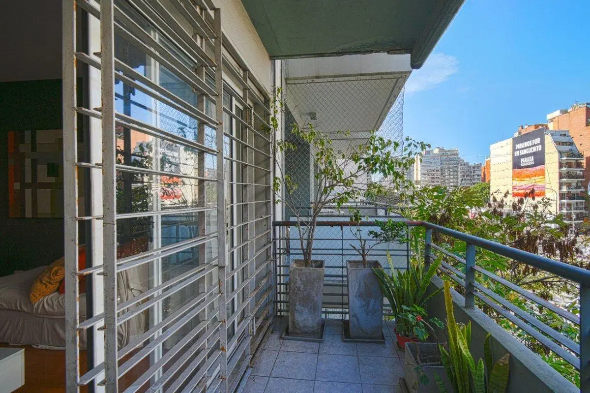 Departamento 2 ambientes venta Belgrano LUMINOSO 4