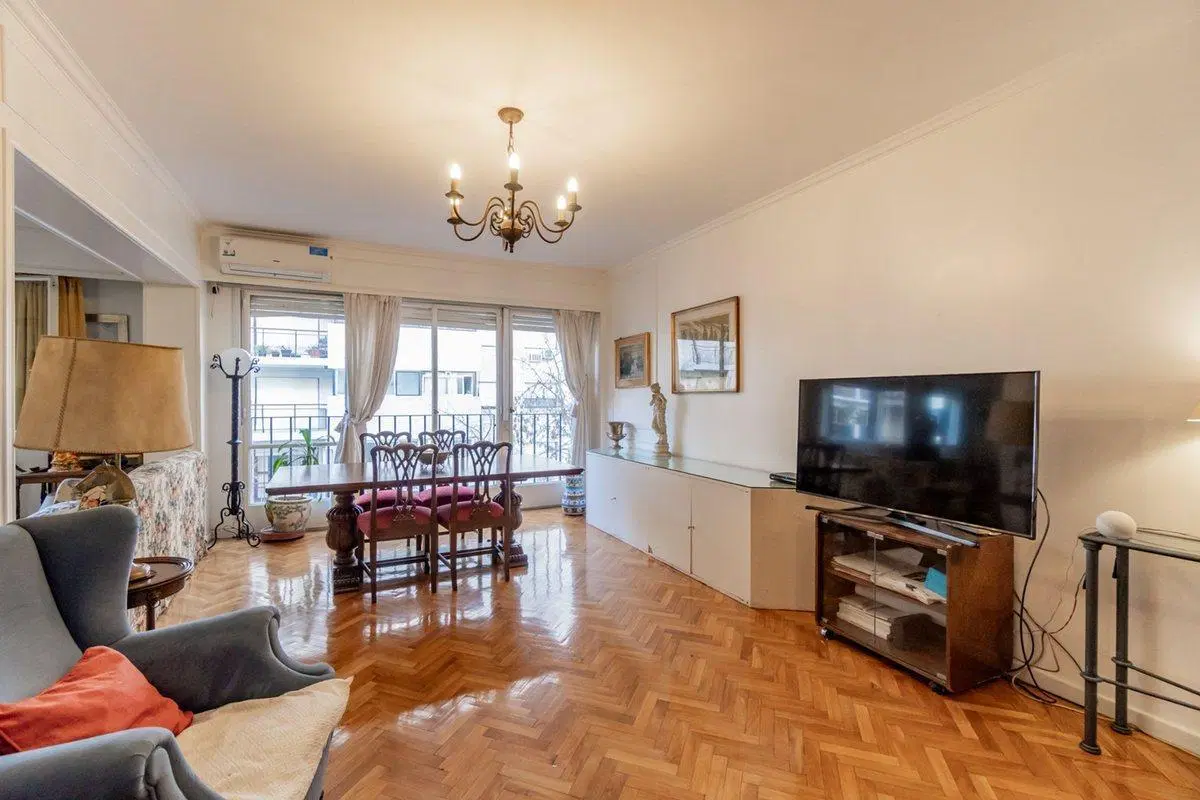 DEPARTAMENTO 4 AMB EN VENTA EN BELGRANO C/COCHERA 3