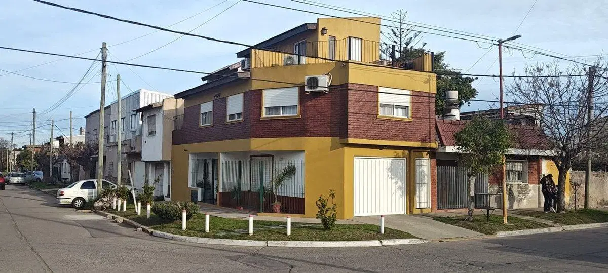 PH 4 Amb en Venta en Jose C Paz- dto 2 amb 5