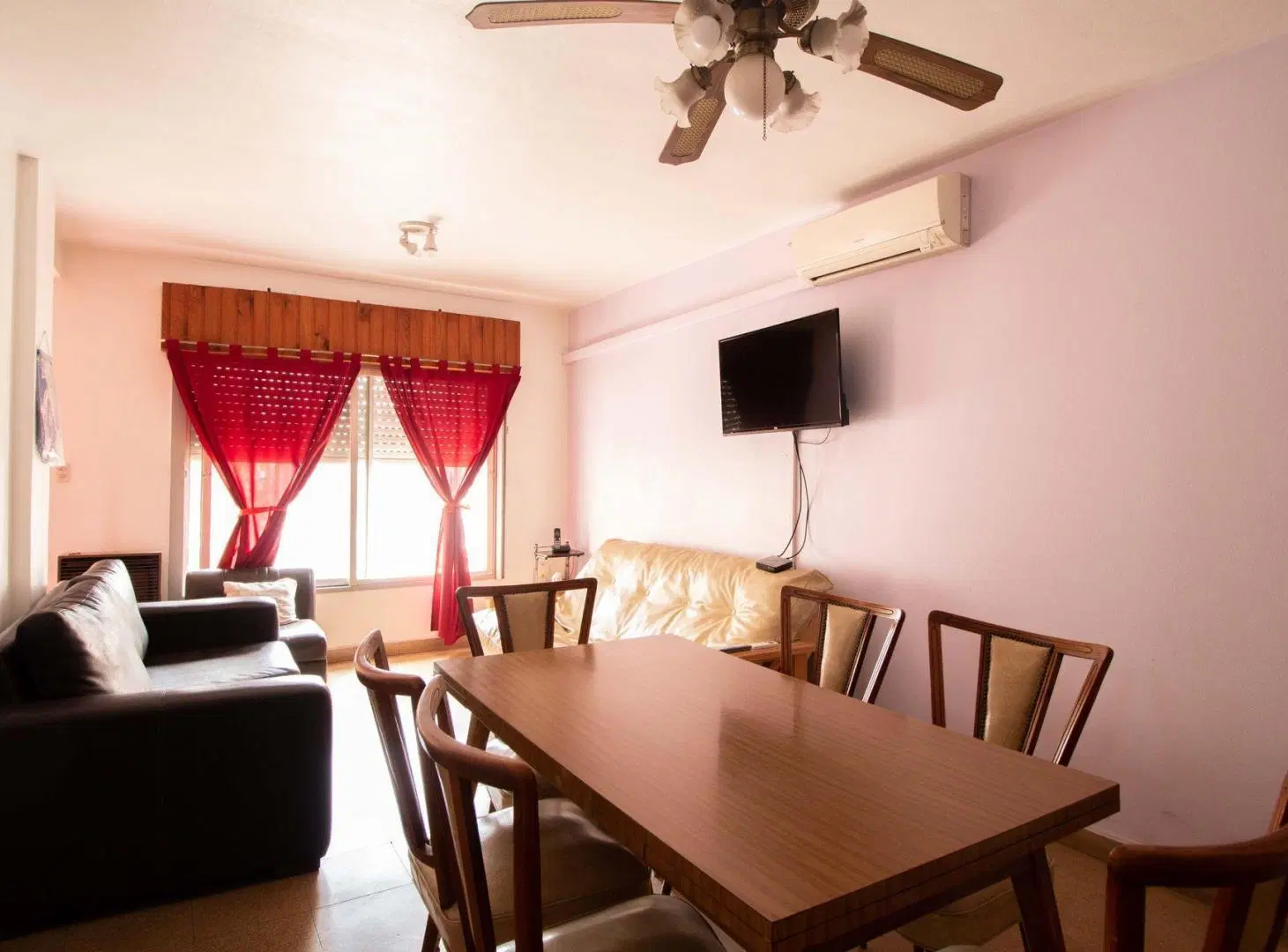 Venta Casa 4 ambientes Extenso jardín Ituzaingó 2