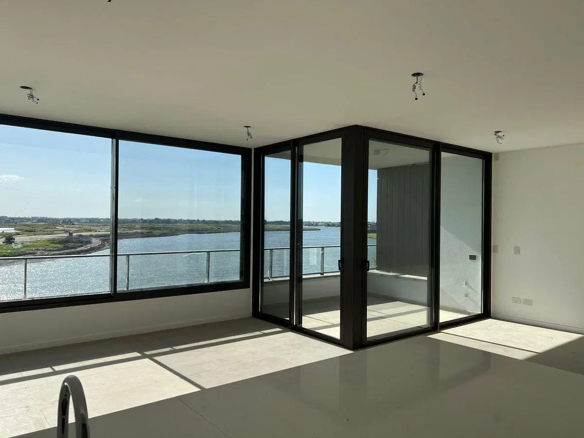 VENTA OCEANA DEPARTAMENTO MONOAMBIENTE C/COCHERA 2