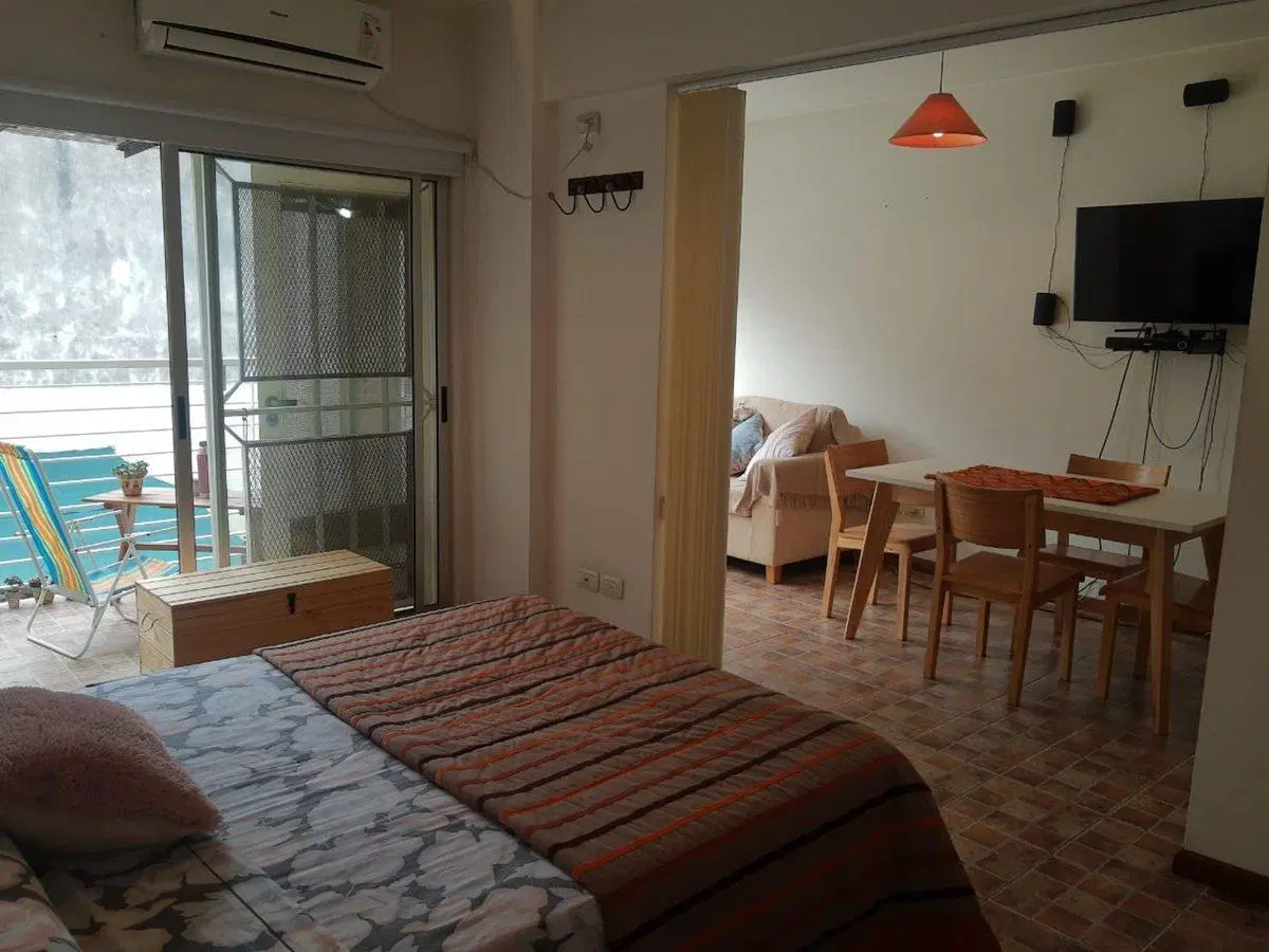 Alquiler 2 amb.Balcon. Caseros Centro-Bajas exp. 3