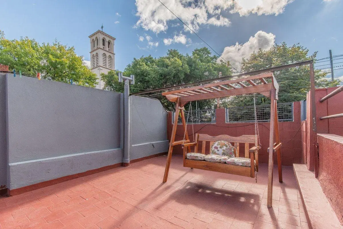 VENTA PH TIPO CASA 5 AMB C/PATIO Y TERRAZA PROPIA 5