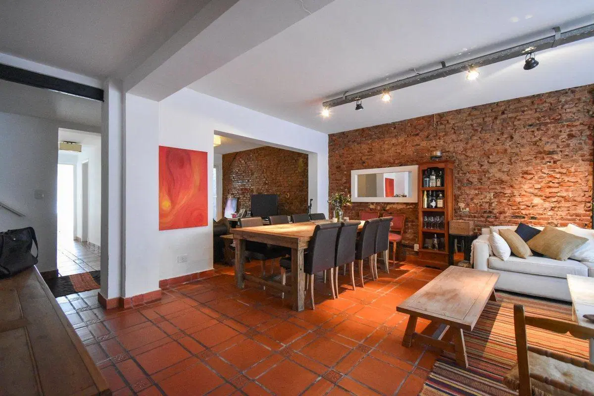 Venta casa lote propio con quincho y pileta 4