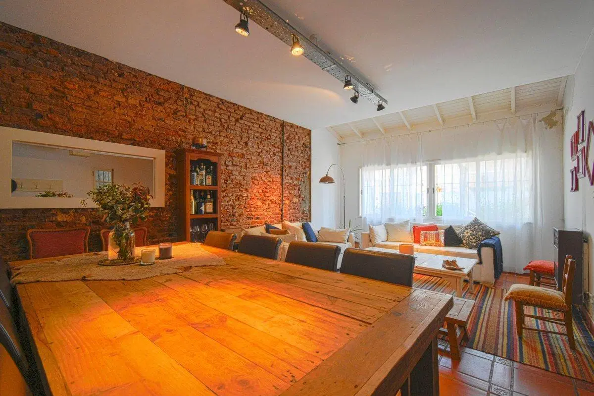 Venta casa lote propio con quincho y pileta 2