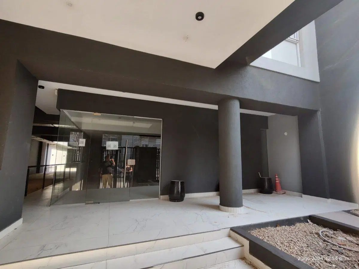 Venta Cochera  Cubierta En Planta Baja 4