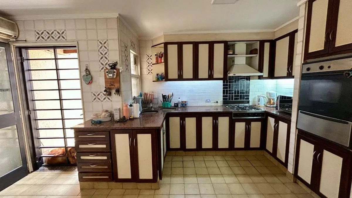 VENTA CASA +4 AMB PILETA VICENTE LOPEZ 8