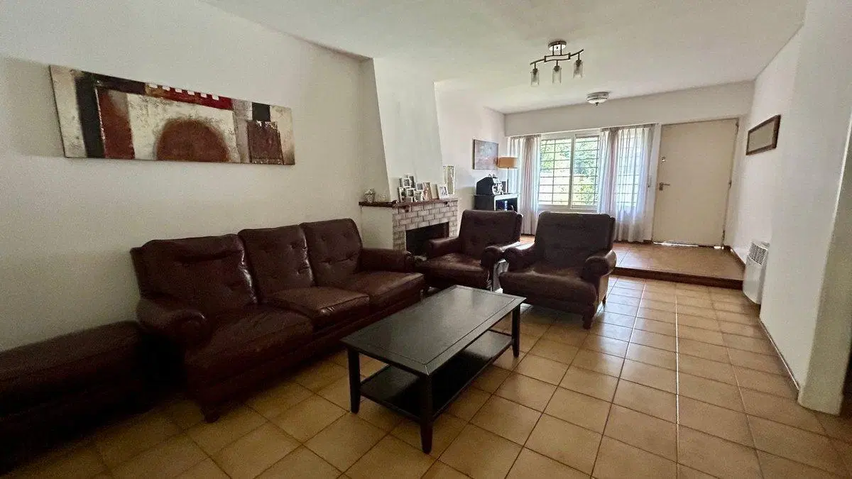 VENTA CASA +4 AMB PILETA VICENTE LOPEZ 2