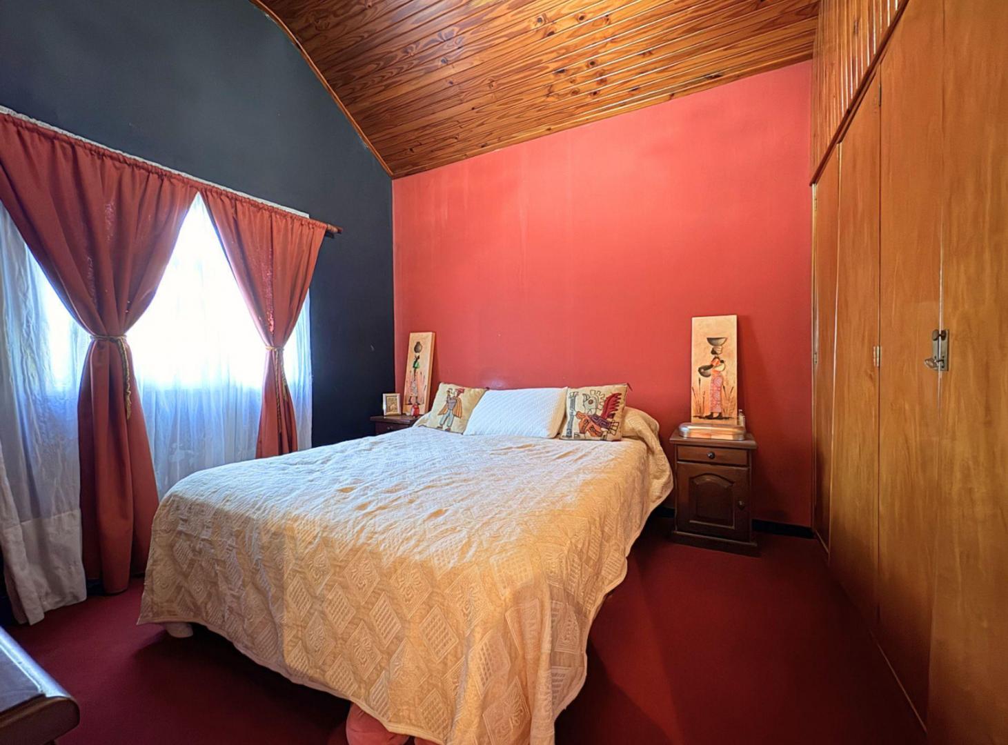 Foto de Casa Quinta 3 Amb Venta Ituzaingó PARQUE PILETA, imagen 2