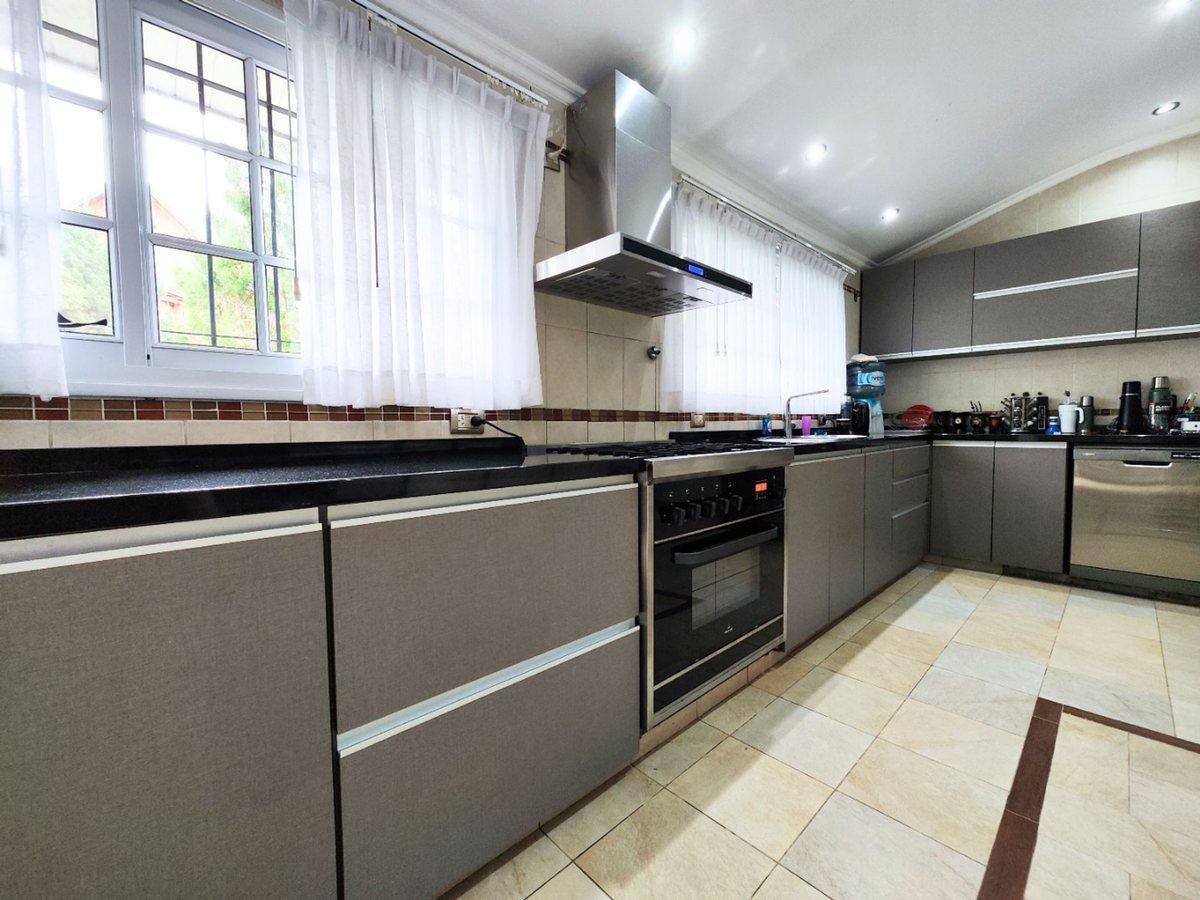 Foto de Casa 4 amb en venta - Ramos Mejía - Parque Pileta, imagen 2