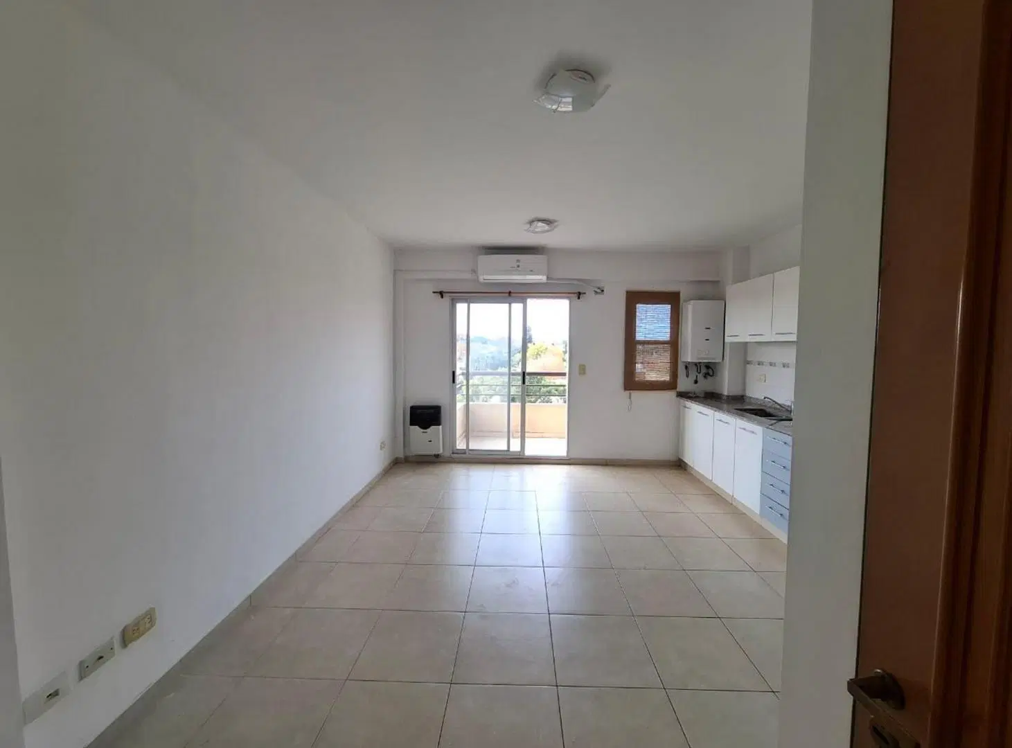 ALQUILER - Departamento 2 amb c/cochera - Victoria 3