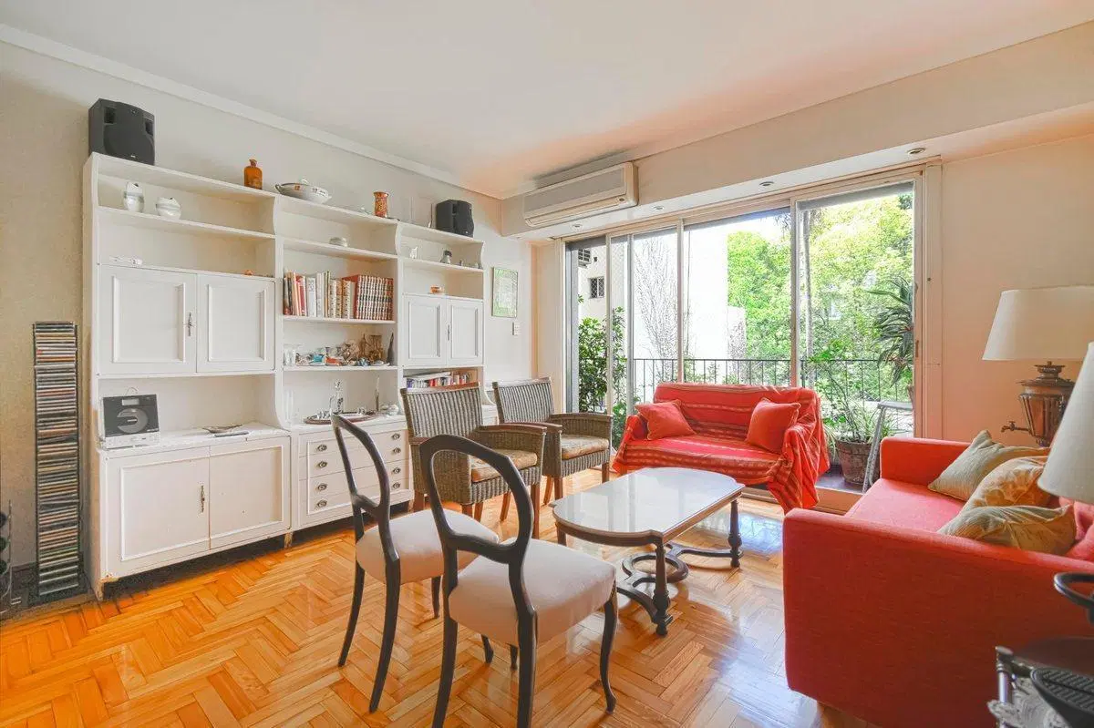 Venta Dpto. 4 amb. Balcón/Bau. Apto Cred. Recoleta 2