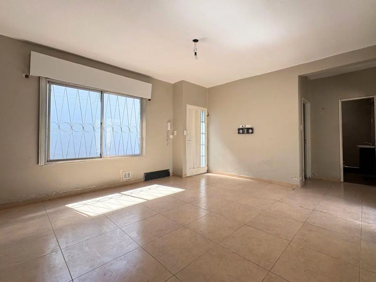 PH 3 Ambientes Venta Caseros Patio Interno 4