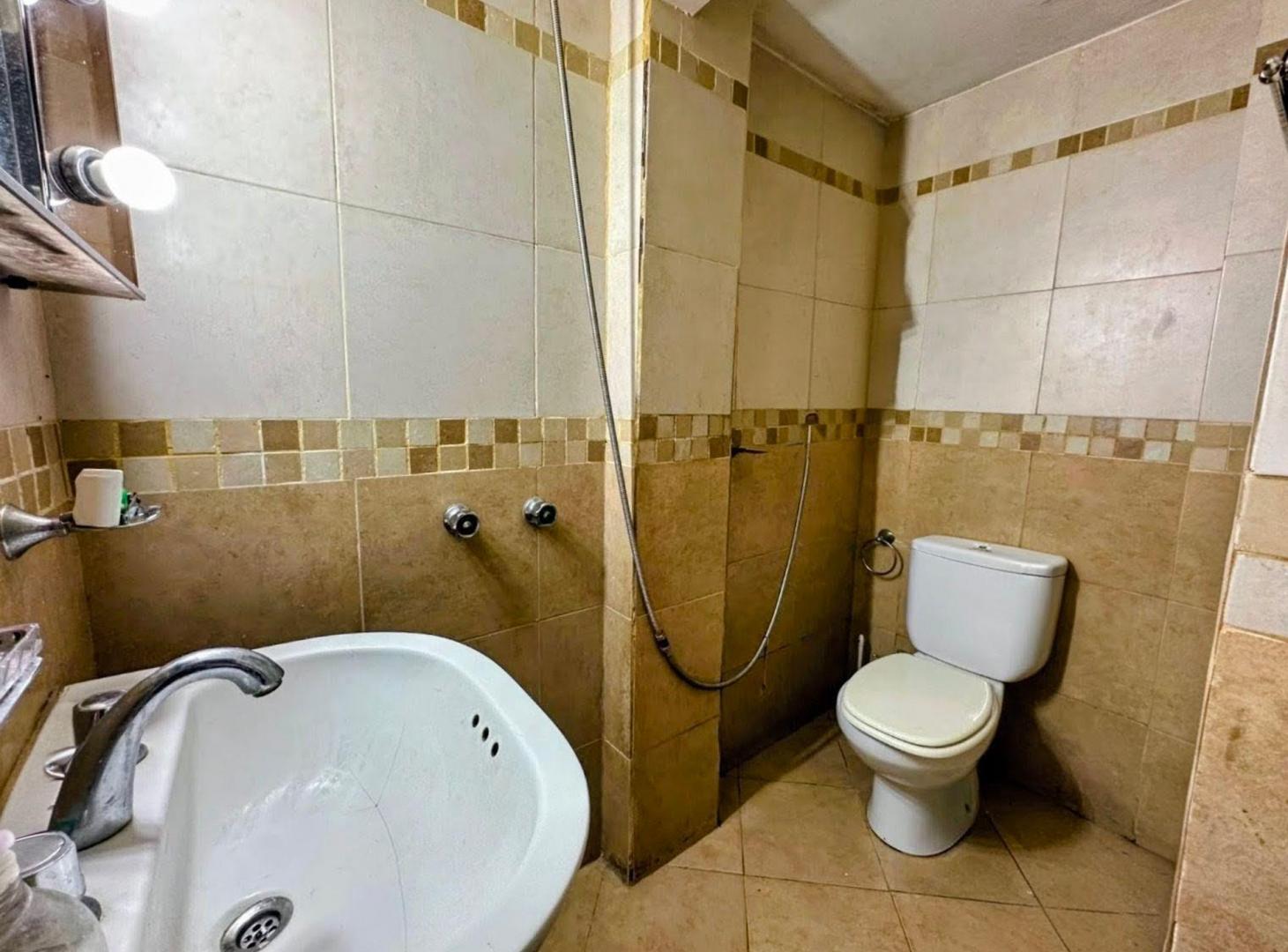 Foto de VENTA - PH 3 ambientes, refaccionar - Villa Crespo, imagen 5
