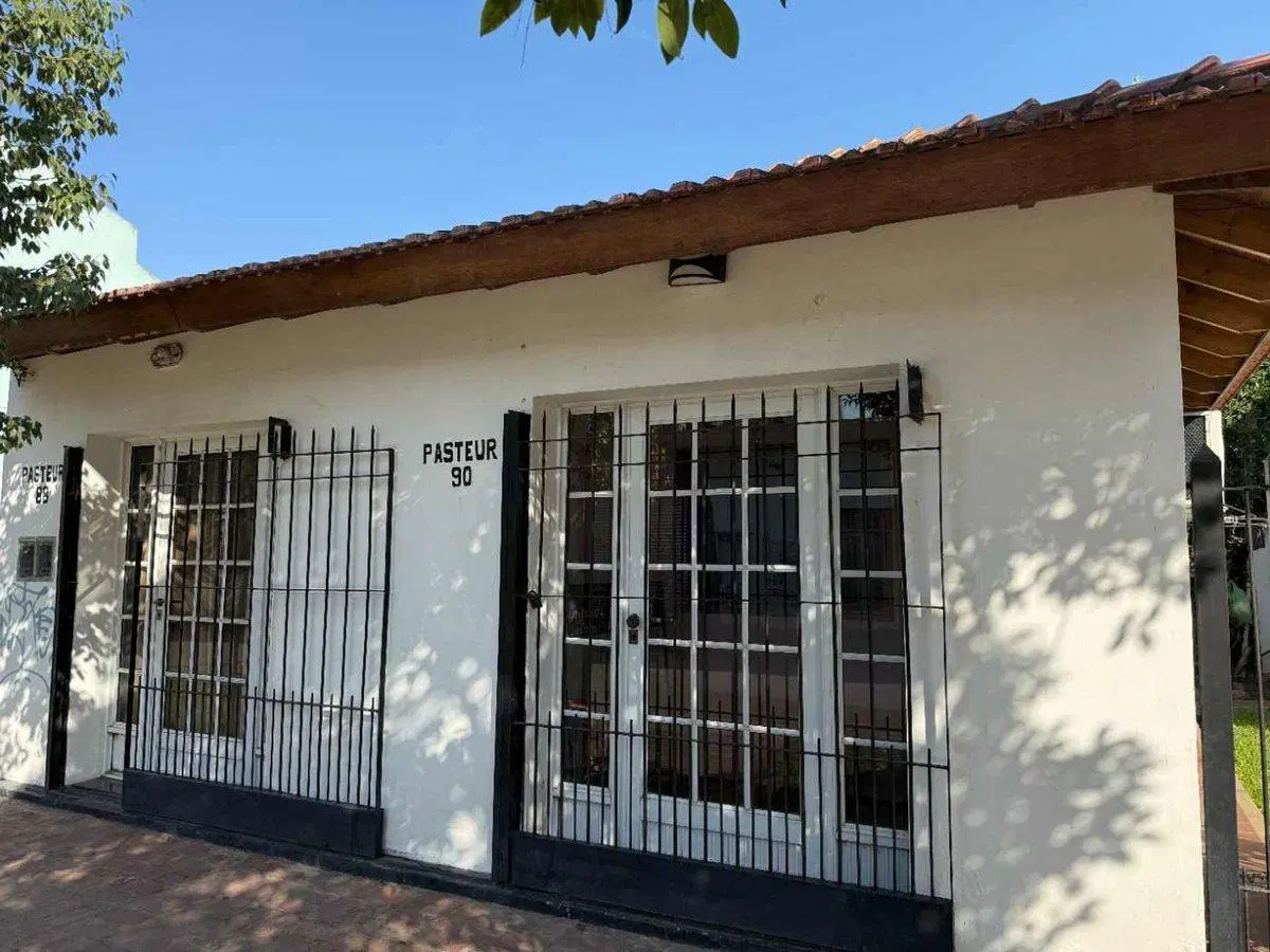 Casa en venta 3 AMBIENTES- Carlos Spegazzini 5