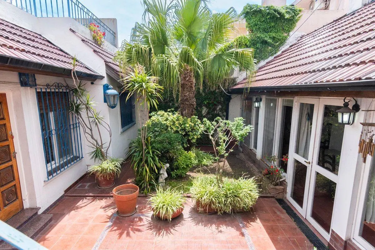 Venta Casa Multifamiliar en PB en San Andres 3