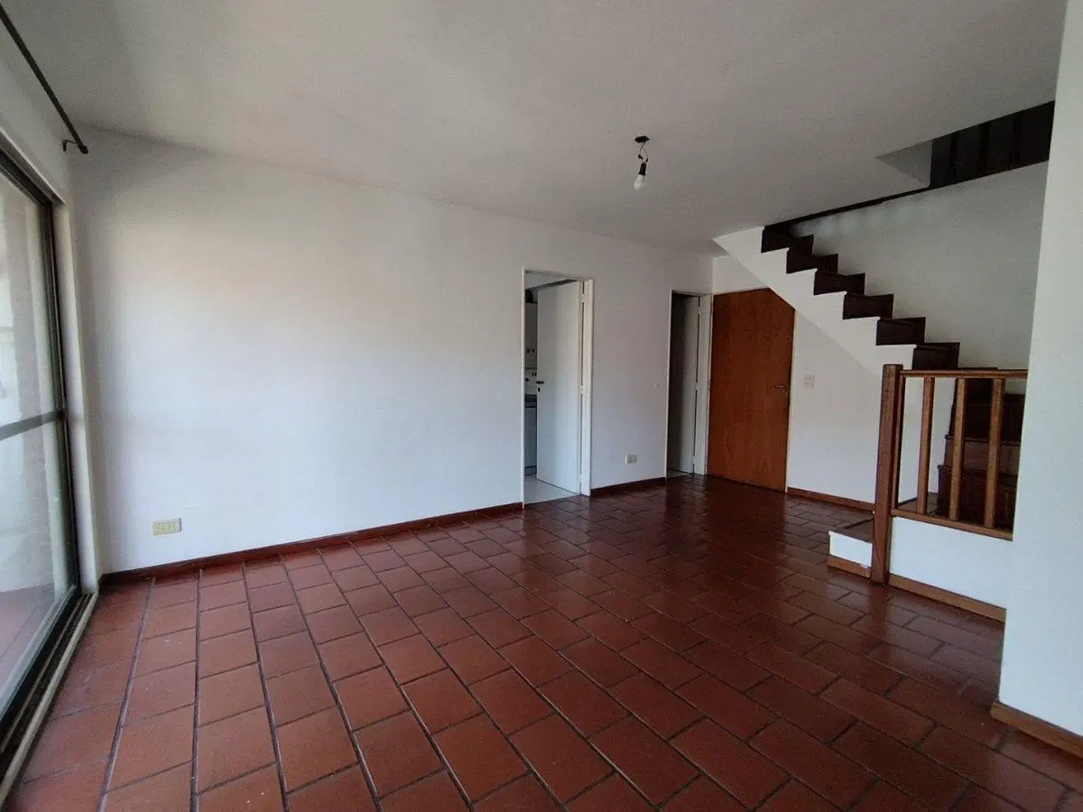 DUPLEX 3 AMB EN ALQ C/BALCON Y COCHERA SAN ISIDRO 2