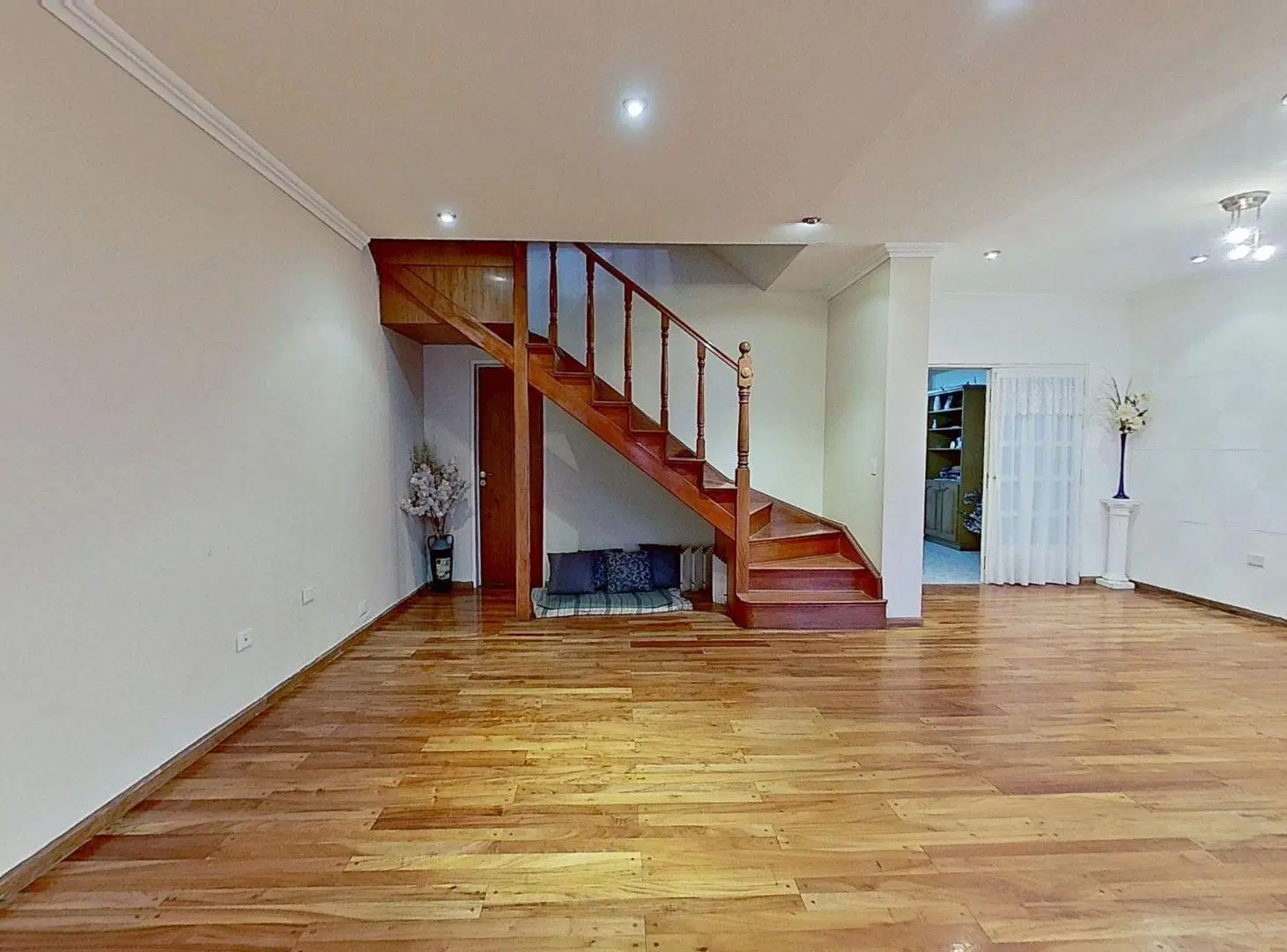 Venta casa 5 ambientes Caseros Centro-IMPECABLE! 4