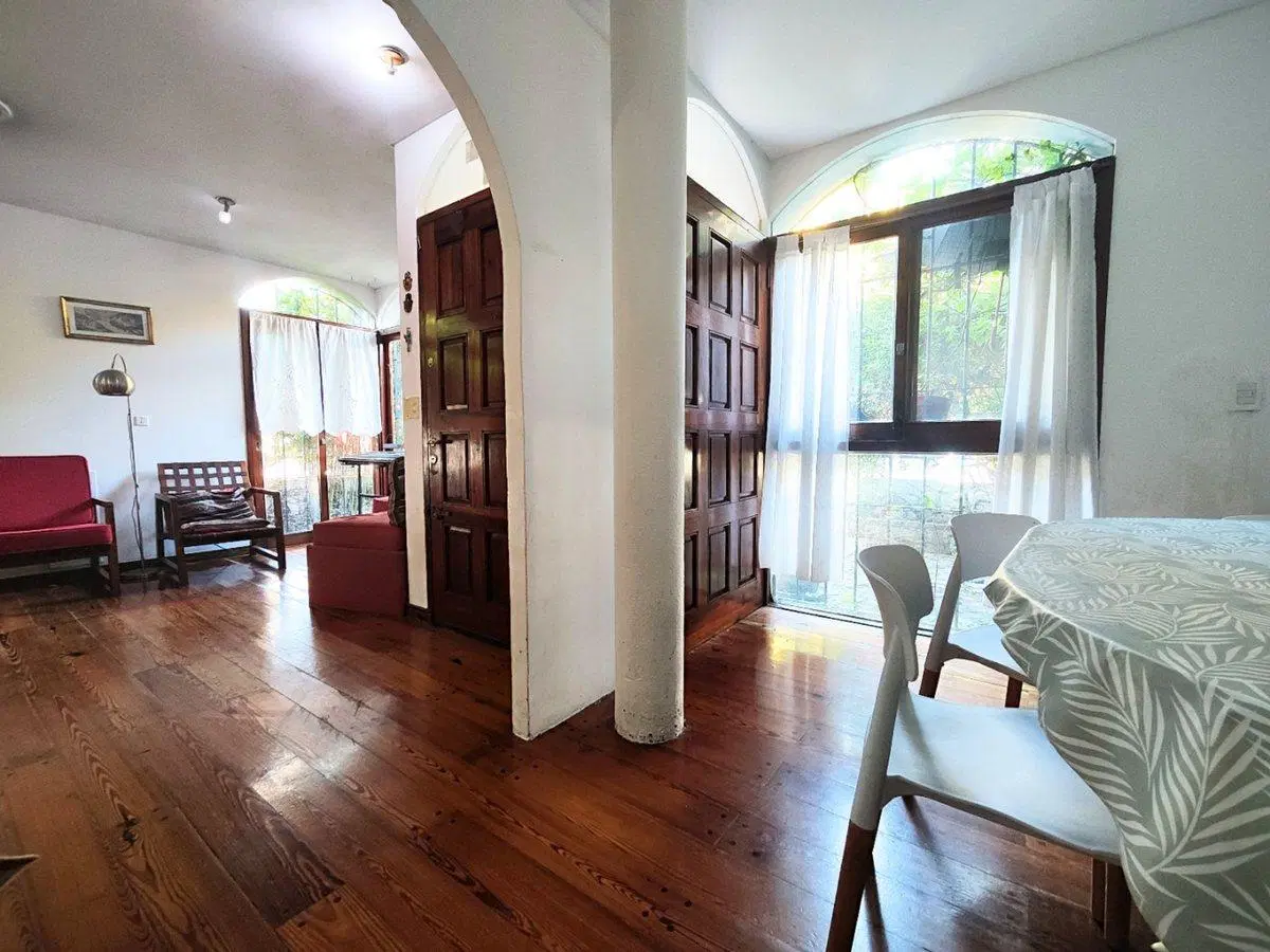 VENTA Casa de 5 amb c/patio Vicente López 3