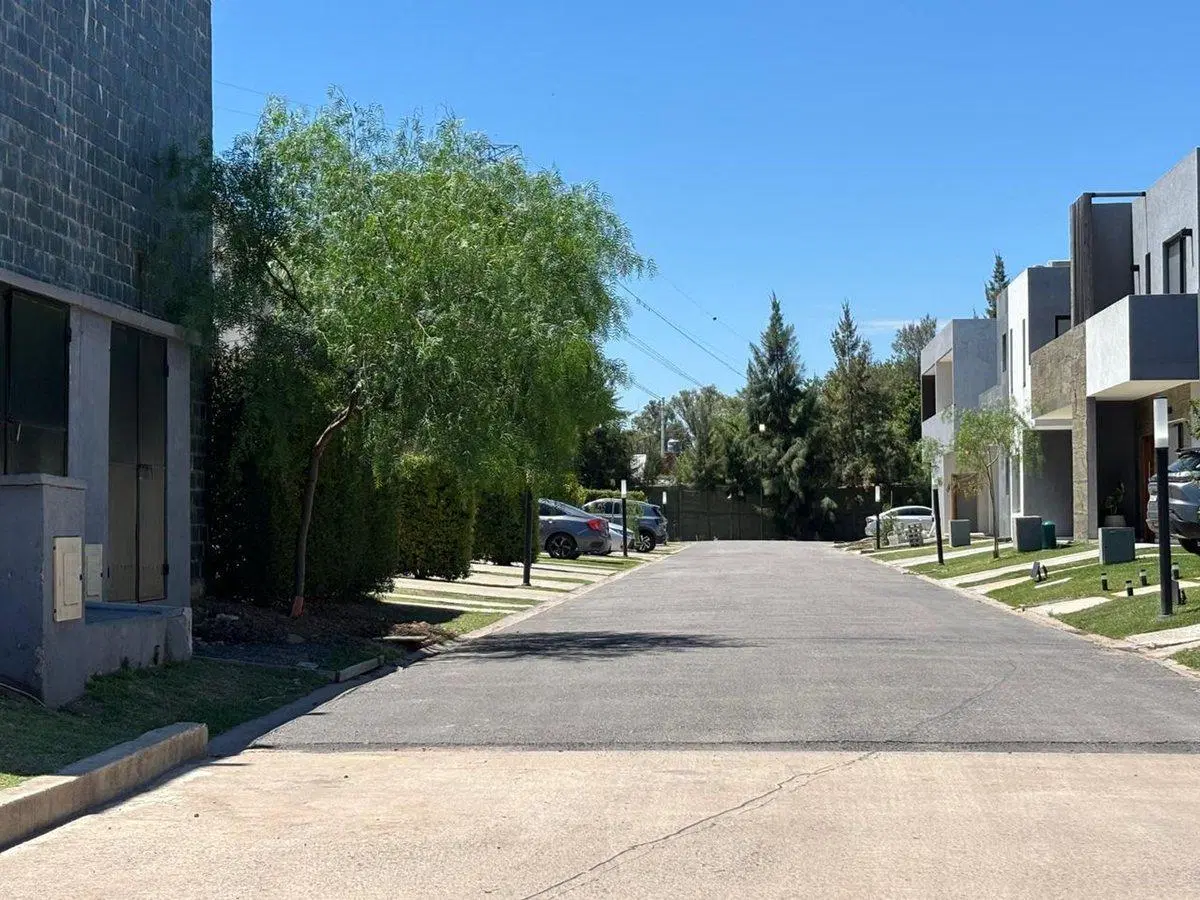 VENTA CASA 4AMB B° SPRINGPARK PILAR KM51 ESTRENAR 8