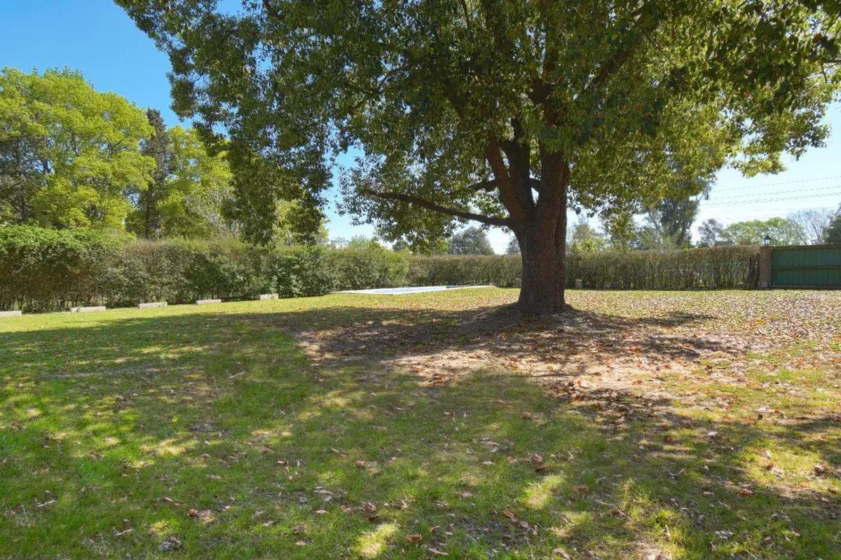 VENTA QUINTA C/PILETA FRANCISCO ALVAREZ PERMUTA!!! 5