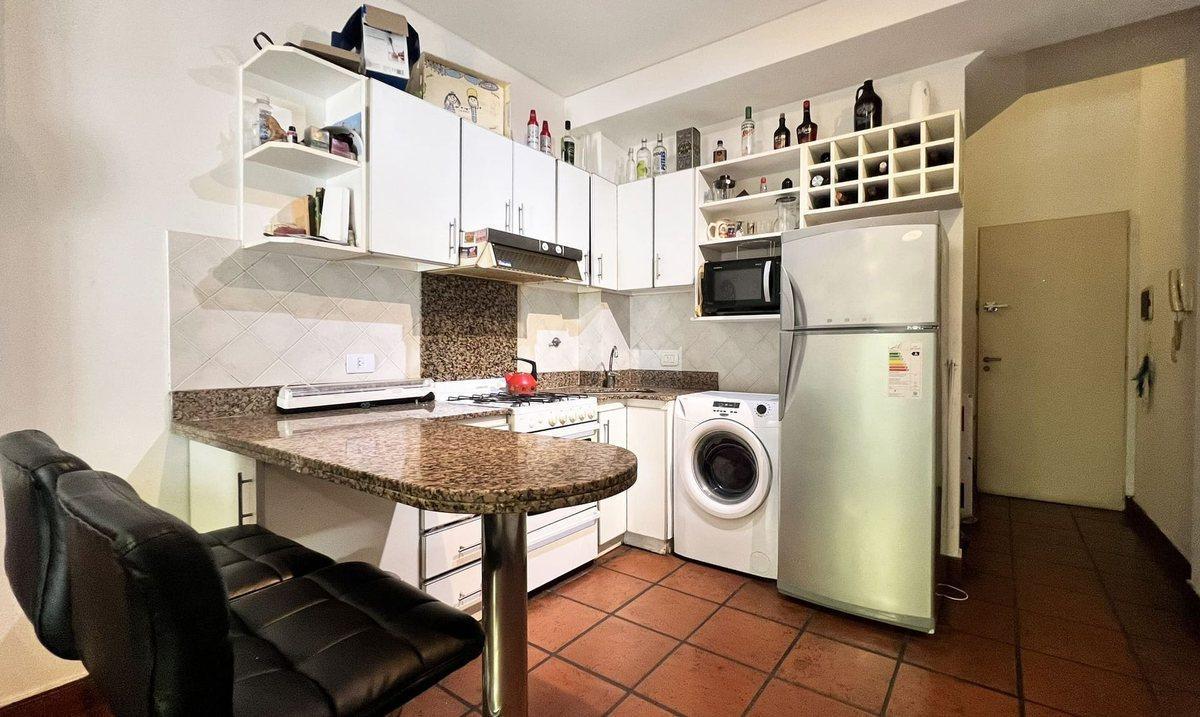 Foto de VENTA 2 amb en Dúplex con Cochera y Balcón Florida, imagen 3