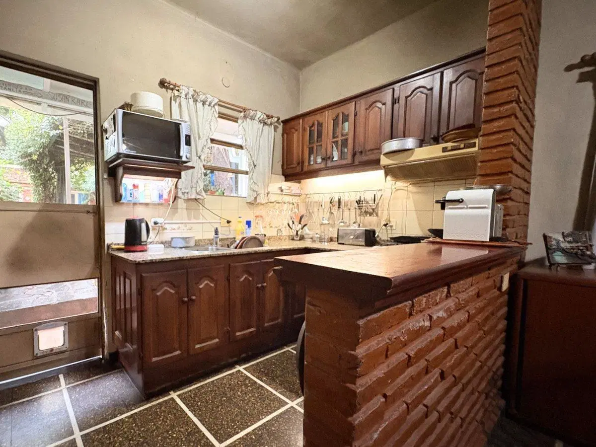 VENTA CASA 5 AMB VILLA URQUIZA-JARDIN/REFACCIONAR 5