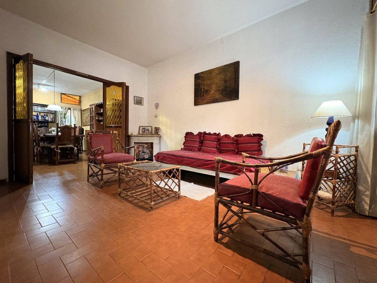 Foto de VENTA CASA 5 AMB VILLA URQUIZA-JARDIN/REFACCIONAR, imagen 4