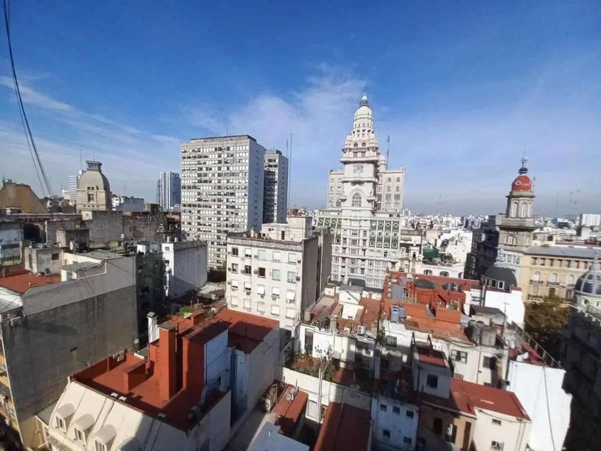 VENTA DEPTO MONOAMBIENTE PANORAMICA CONGRESO LUZ 3