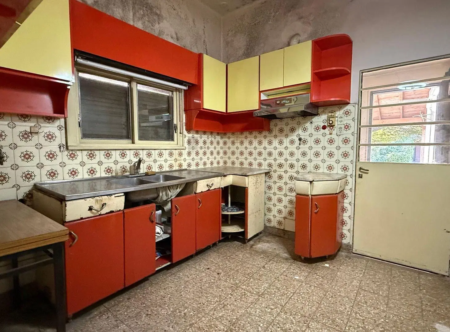Venta casa lote propio 3 amb a reciclar Ballester 2