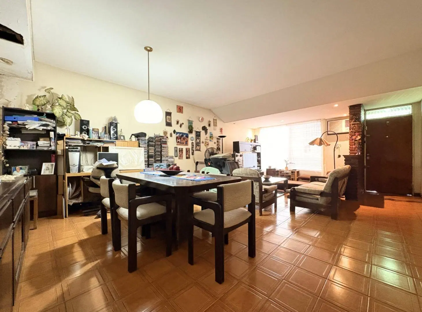 VENTA CASA 4 AMB EN FLORES CON COCHERA Y JARDIN 3