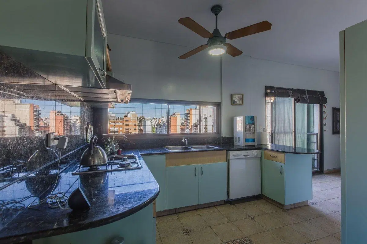 VENTA PENTHOUSE DÚPLEX 4 AMB. C/DEP + 2 GUARDACOCH 3
