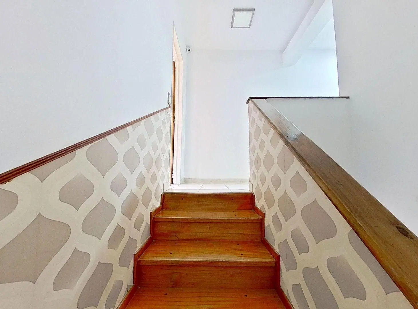 DUPLEX 3 AMB con Quincho.Parrilla.cochera.PERMUTA 8