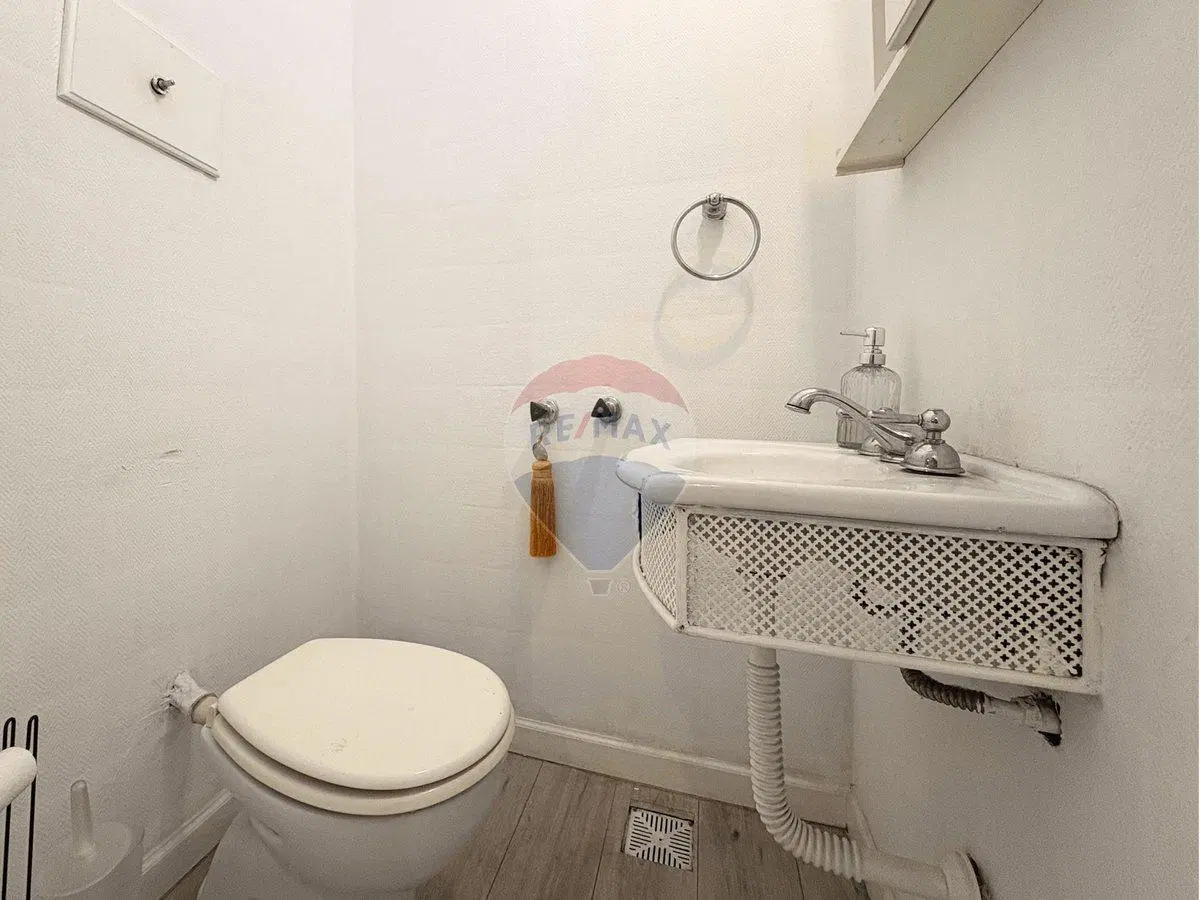 CASA 5 AMB EN VENTA EN DEVOTO CON PILETA Y SUITE 5