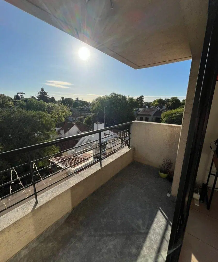 VENTA DEPARTAMENTO 2 AMBIENTES MORON 8
