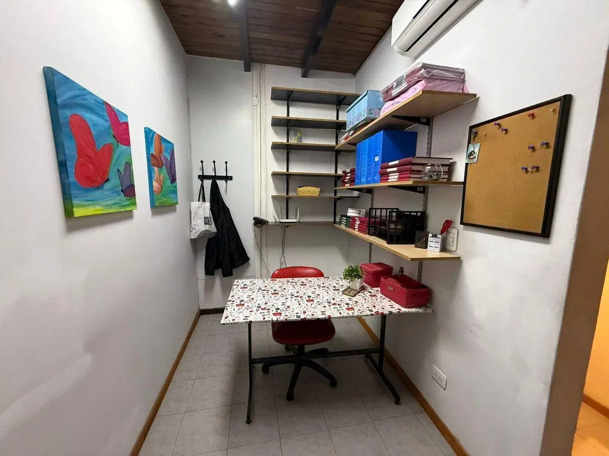 OFICINA comercial en venta - Hurlingham Permuta 8