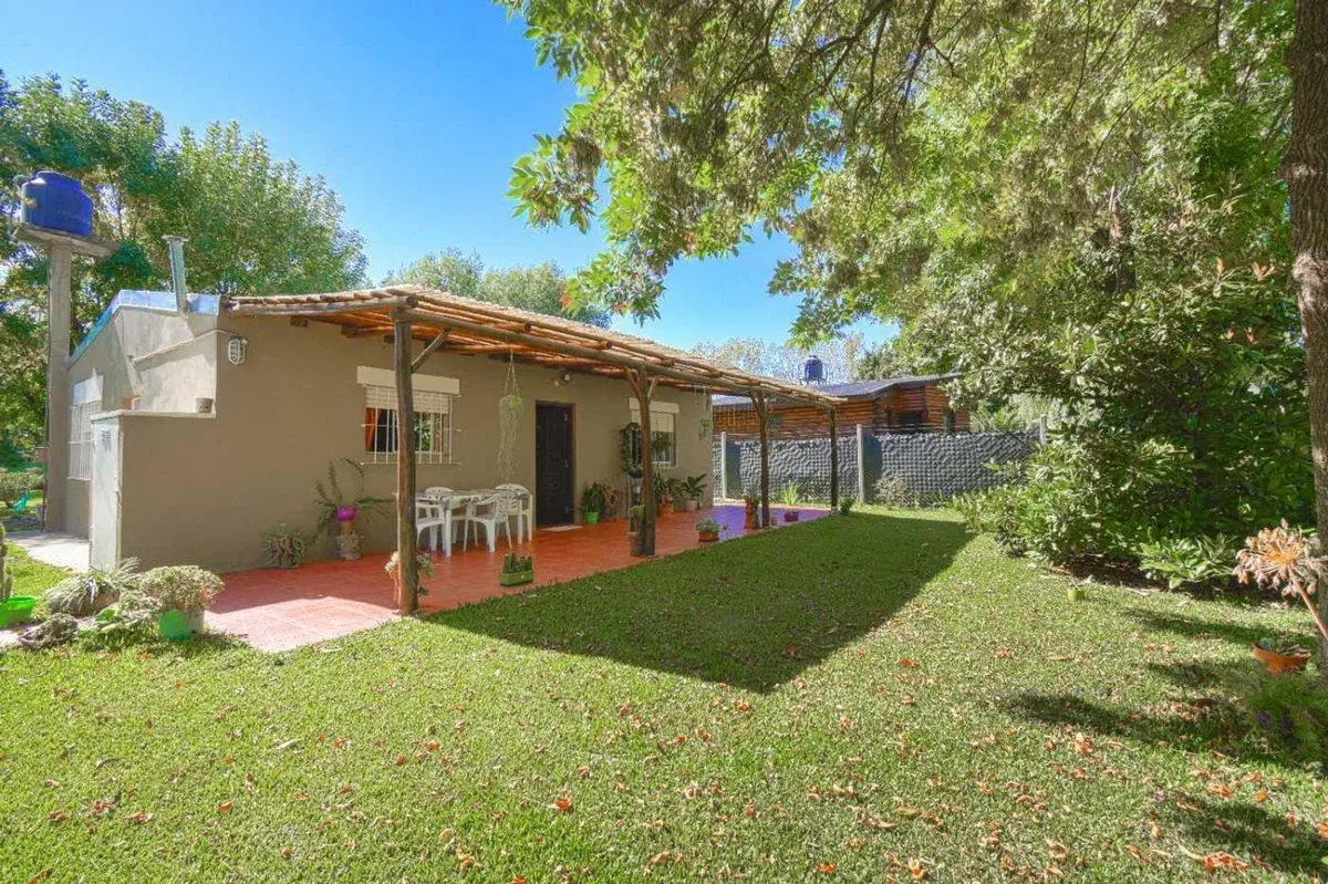 Casa  4 Amb - Venta Campana-Rio Lujan- Con Pileta 4